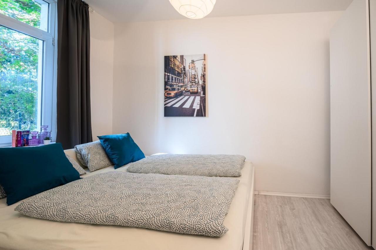 Helle Wohnung In Sudenburg Mit Balkon - Wlan, 4 Schlafplaetze Maagdenburg Buitenkant foto